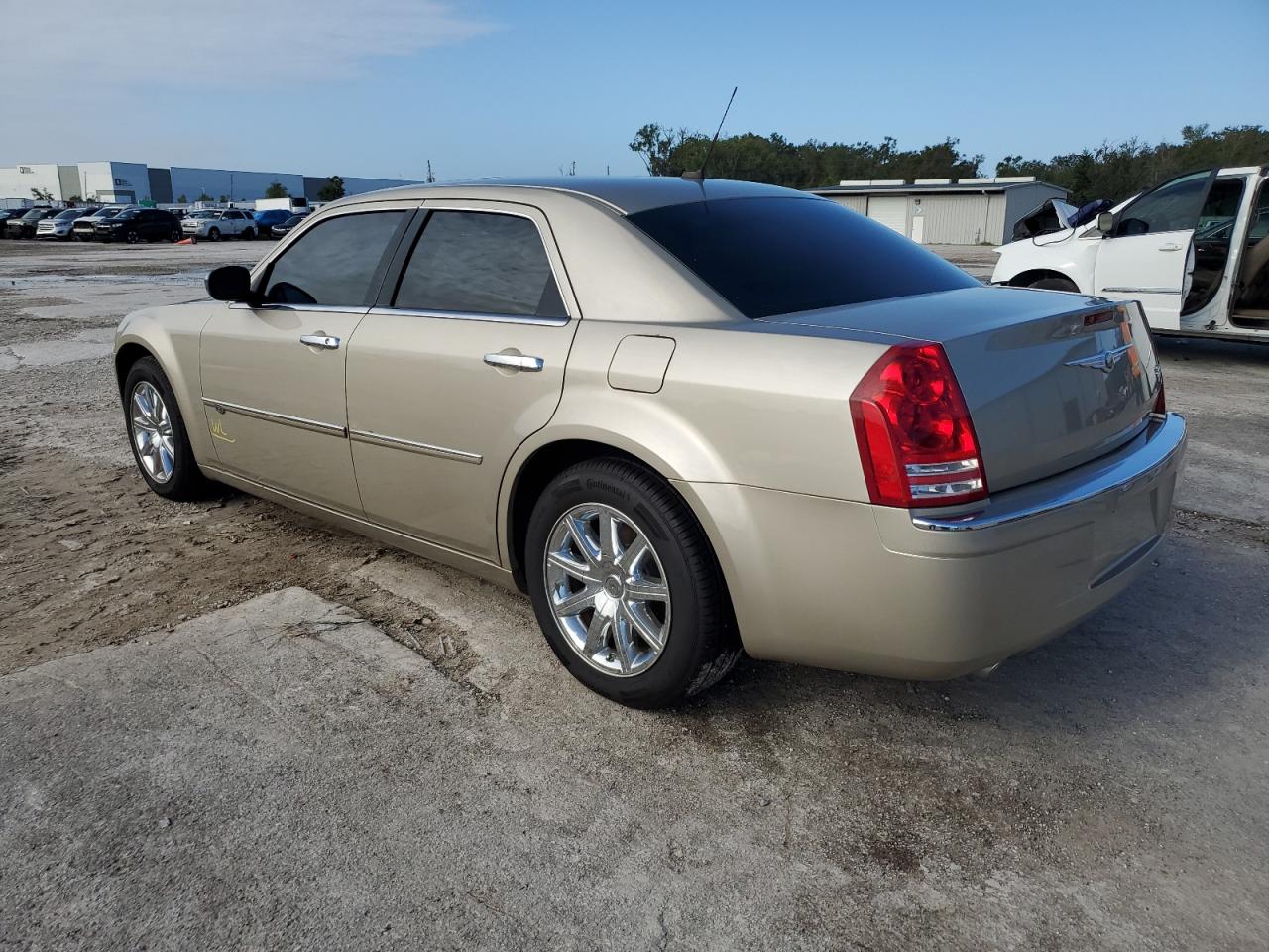 Lot #2940534493 2008 CHRYSLER 300C