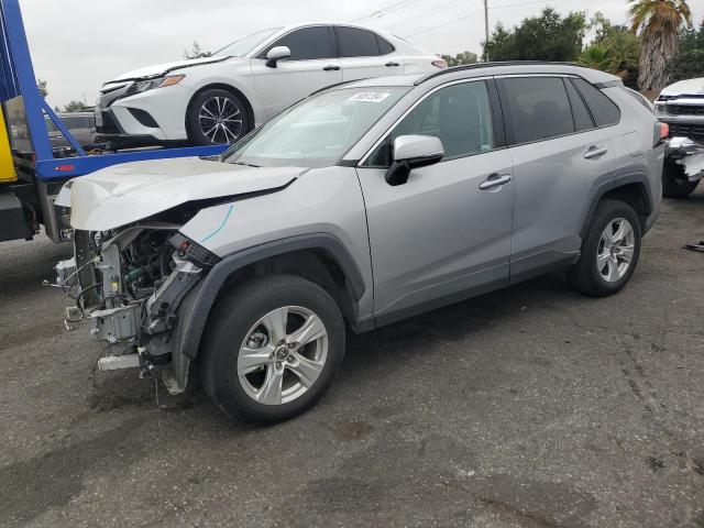 VIN 2T3W1RFV3MC154462 2021 Toyota RAV4, Xle no.1