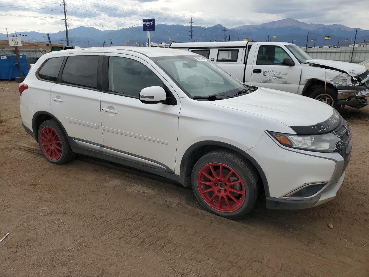 Lot #3030720118 2016 MITSUBISHI OUTLANDER