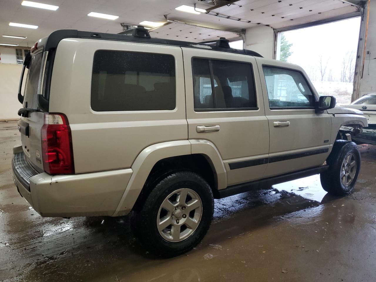 Lot #2952936775 2007 JEEP COMMANDER