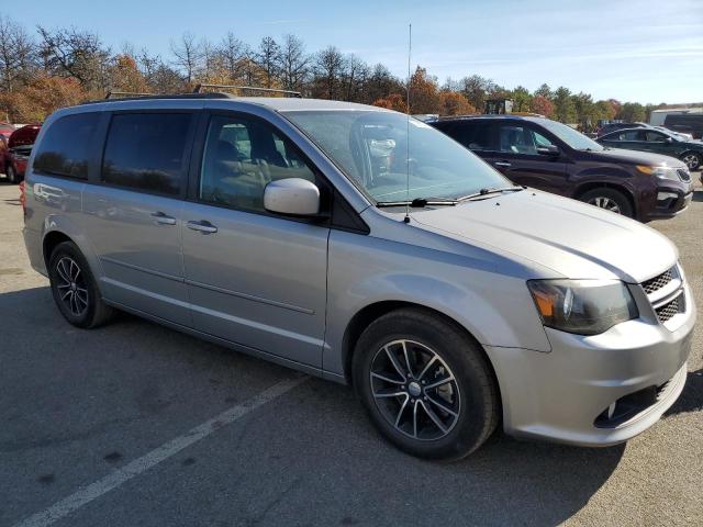 VIN 2C4RDGEG5HR673247 2017 Dodge Grand Caravan, GT no.4