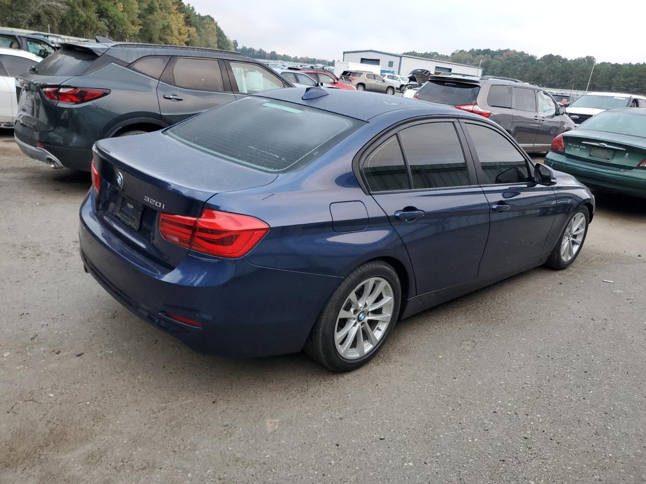 Lot #2996621532 2016 BMW 320 I