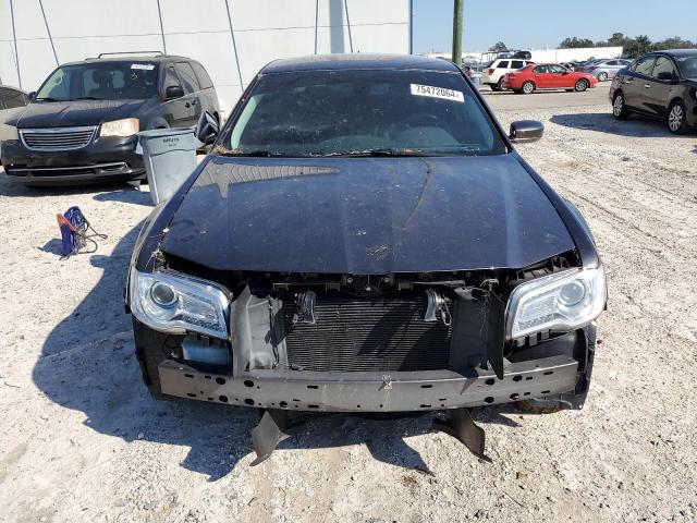 VIN 2C3CCAAG6HH593686 2017 Chrysler 300, Limited no.5