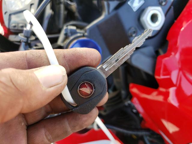 2018 HONDA CBR600 RR - JH2PC40J3JK400606