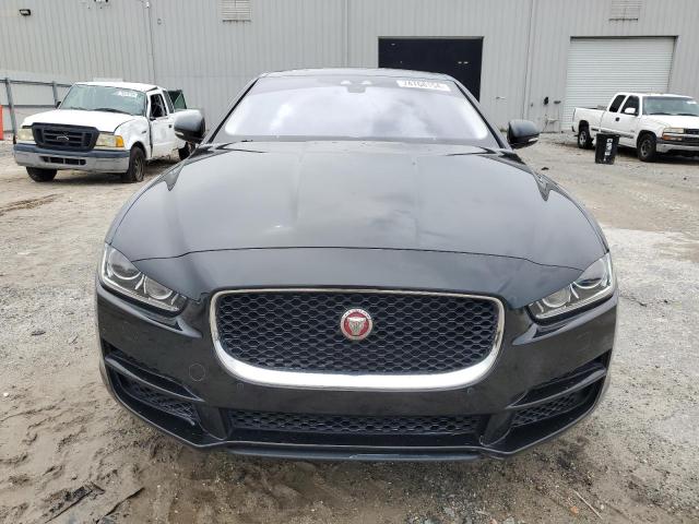 VIN SAJAD4FX5KCP46063 2019 Jaguar XE, Premium no.5