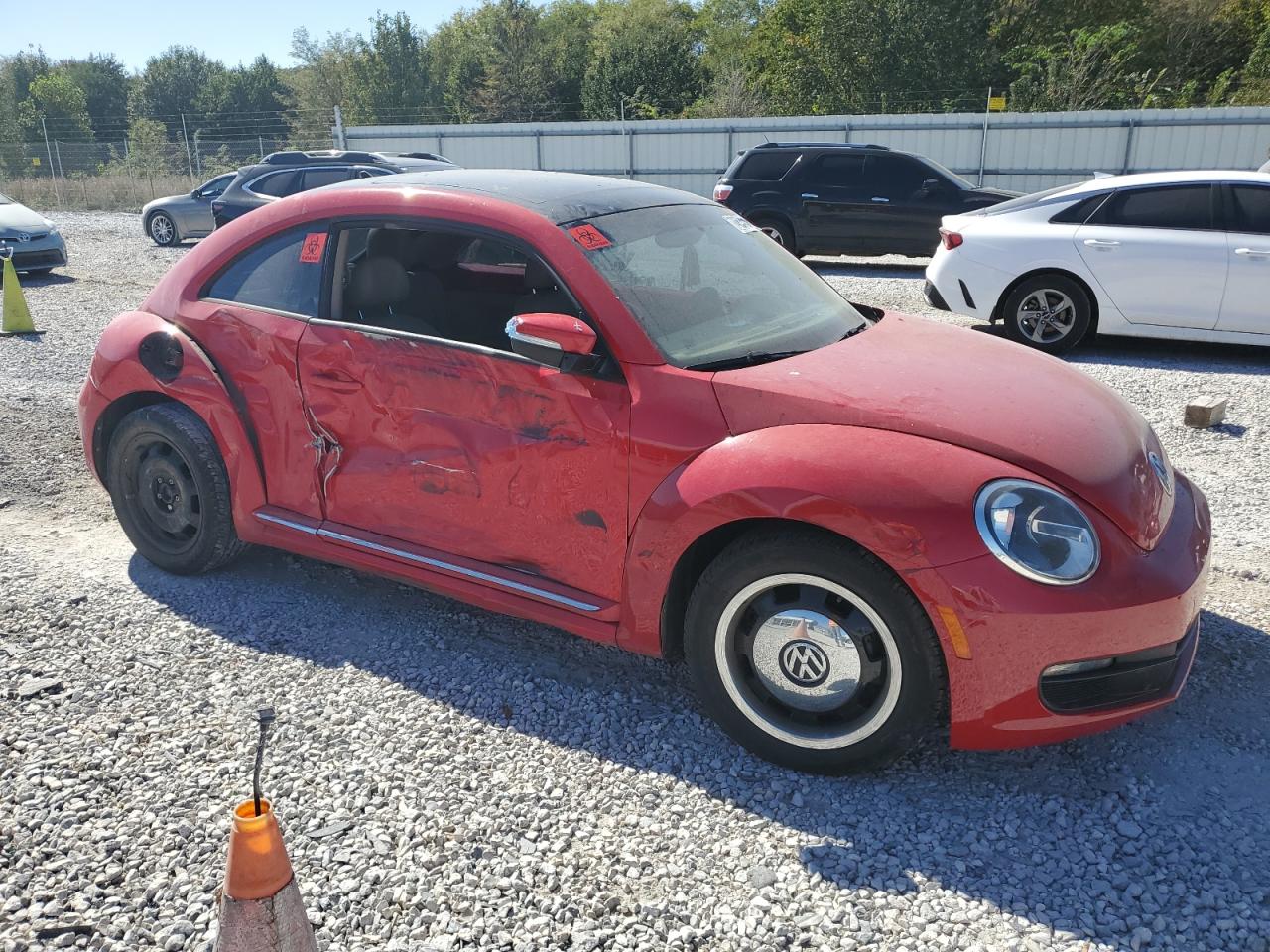 Lot #2921588672 2013 VOLKSWAGEN BEETLE