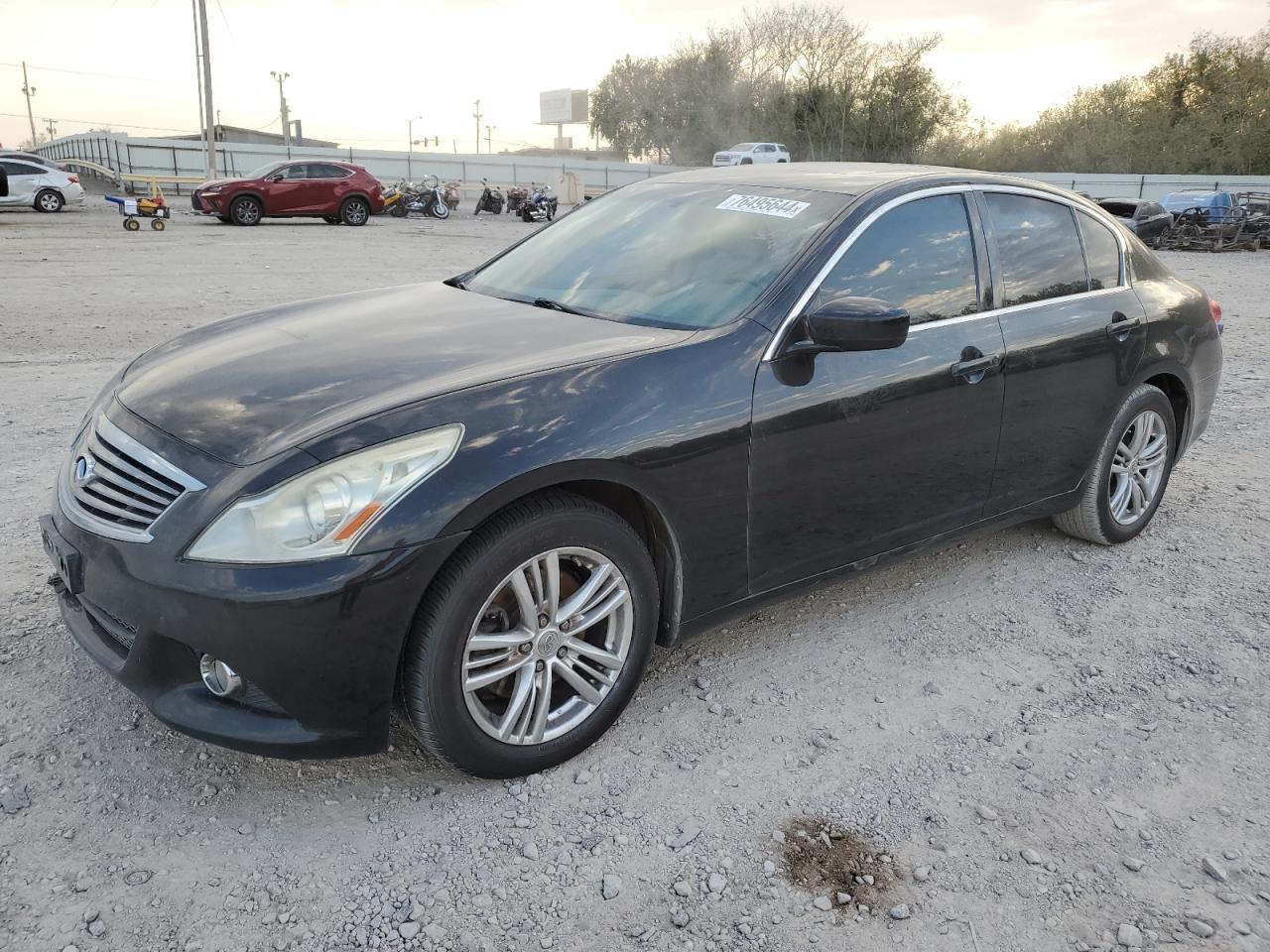 Infiniti G37 2013 