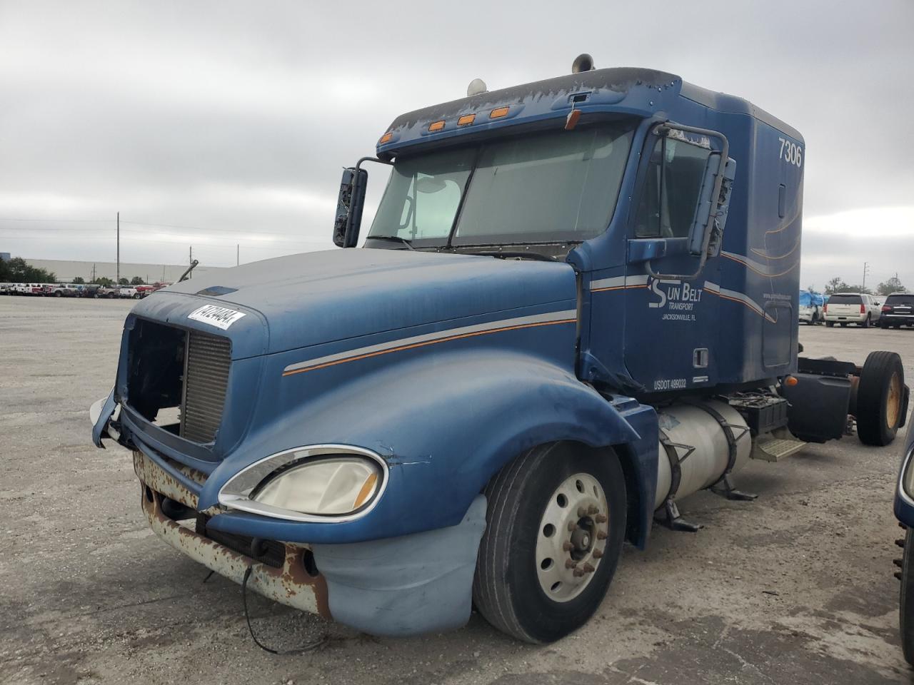 Lot #2944832621 2007 FREIGHTLINER CONVENTION