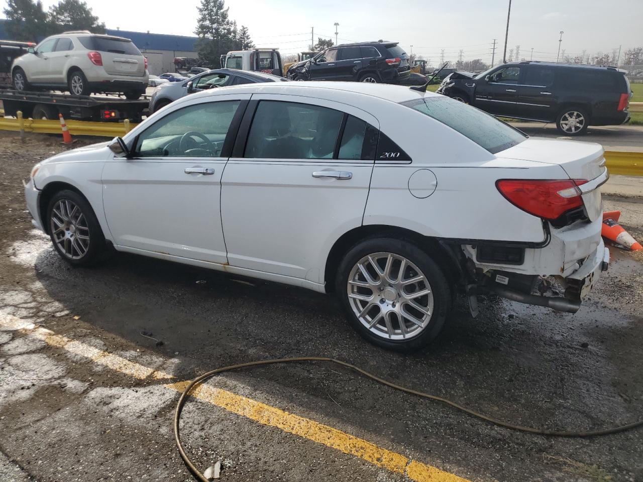 Lot #2996596551 2013 CHRYSLER 200 LIMITE