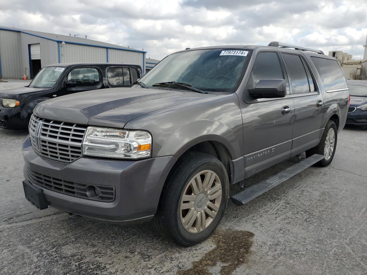 Lot #2955021784 2013 LINCOLN NAVIGATOR