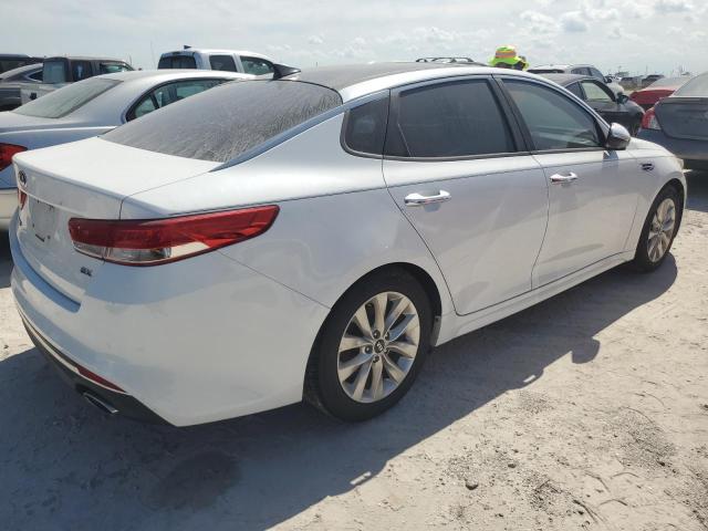 VIN 5XXGU4L32GG080281 2016 KIA Optima, EX no.3