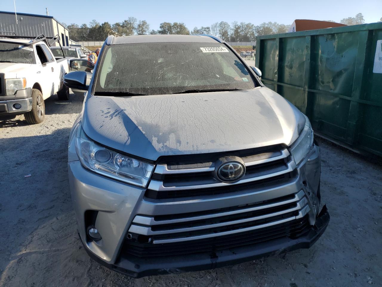 Lot #2919428365 2017 TOYOTA HIGHLANDER