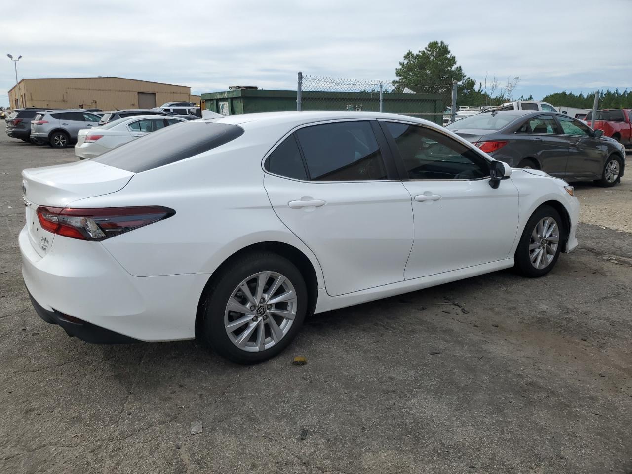 Lot #2976966647 2023 TOYOTA CAMRY LE