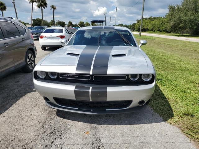 VIN 2C3CDZAG2KH636195 2019 Dodge Challenger, Sxt no.5