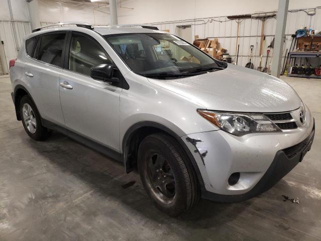 VIN JTMBFREV4FD162912 2015 Toyota RAV4, LE no.4