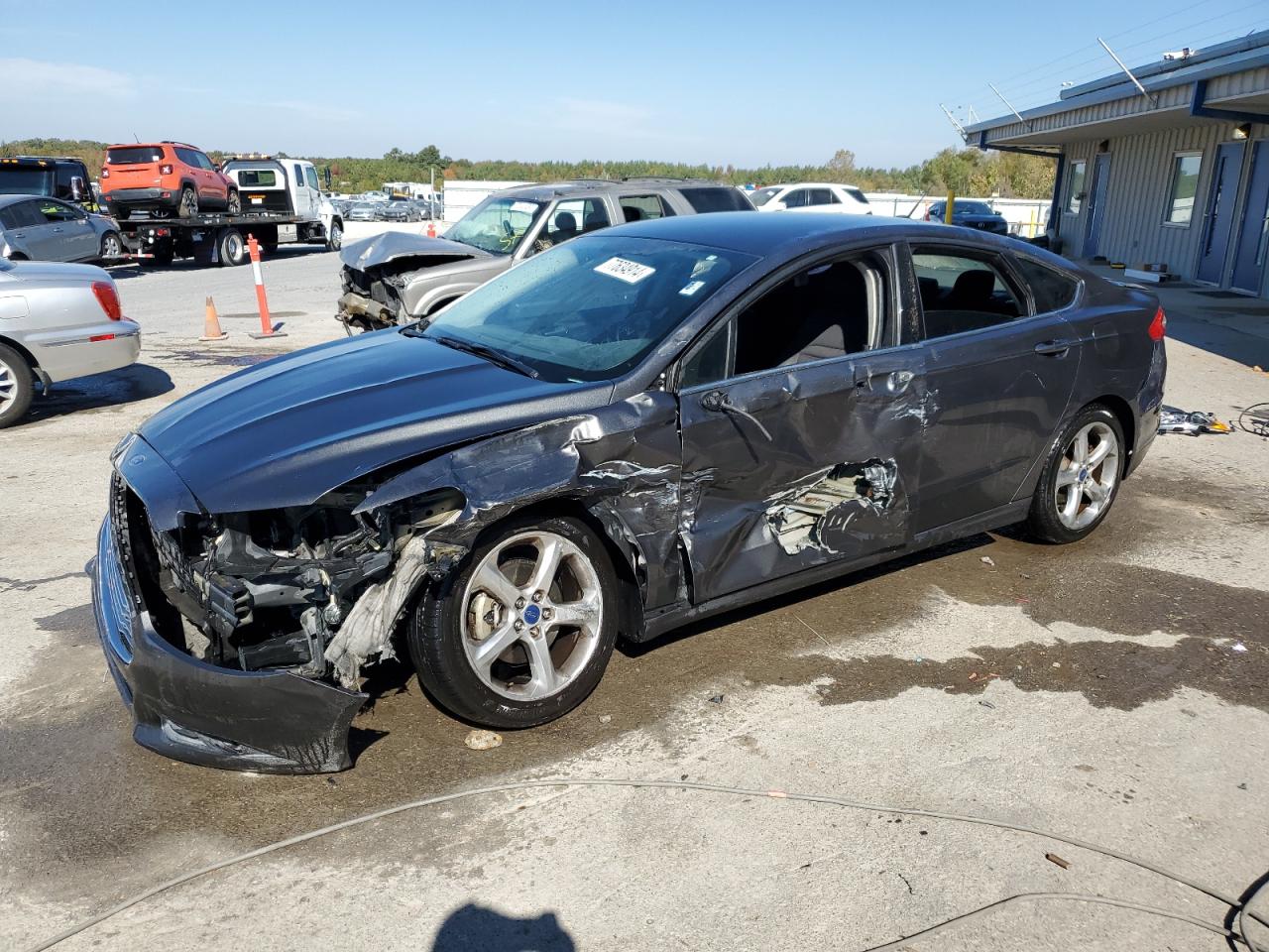 Lot #3024152824 2015 FORD FUSION SE