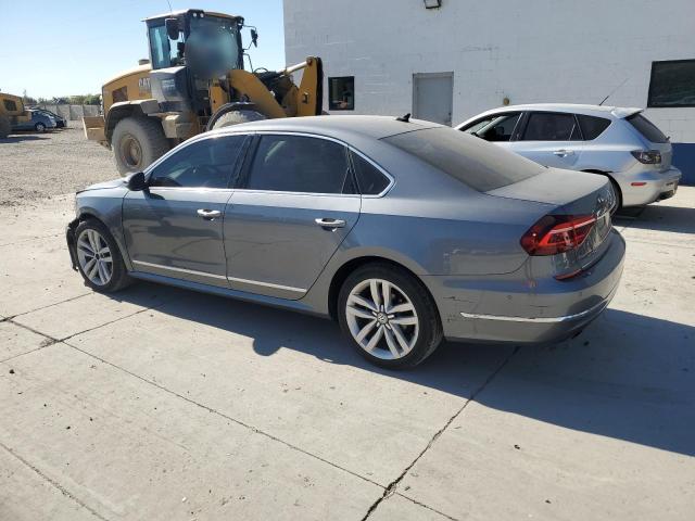 2017 VOLKSWAGEN PASSAT SEL - 1VWCT7A32HC065056
