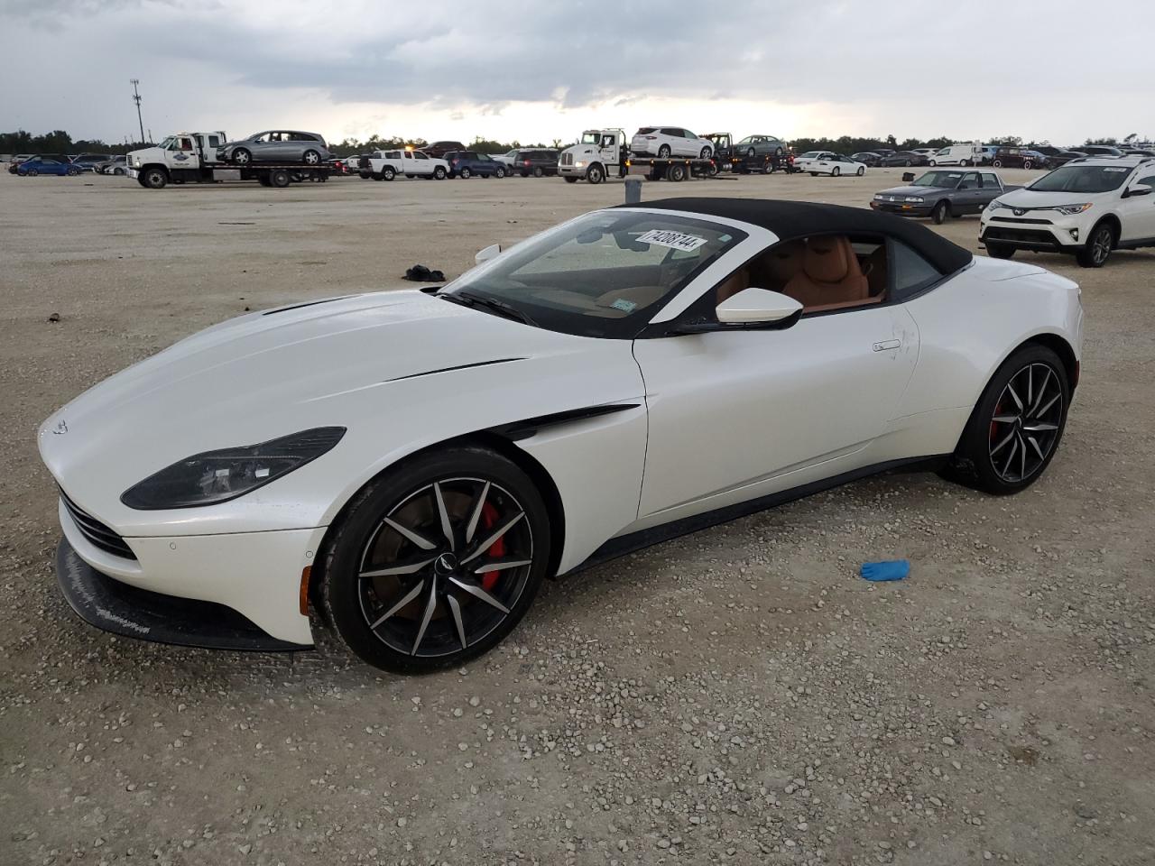 Aston Martin DB11 2020 AM5