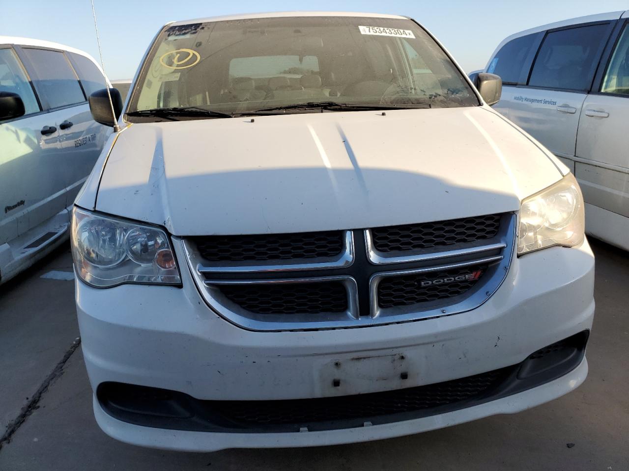 Lot #2923847871 2017 DODGE GRAND CARA