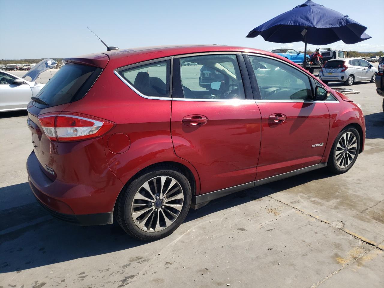 Lot #2952202019 2017 FORD C-MAX TITA