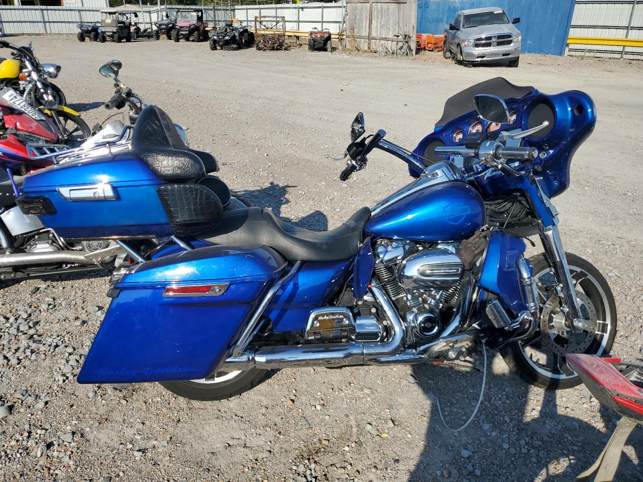 1HD1FMC16JB615641 HARLEY-DAVIDSON FLHTP POLI 2018