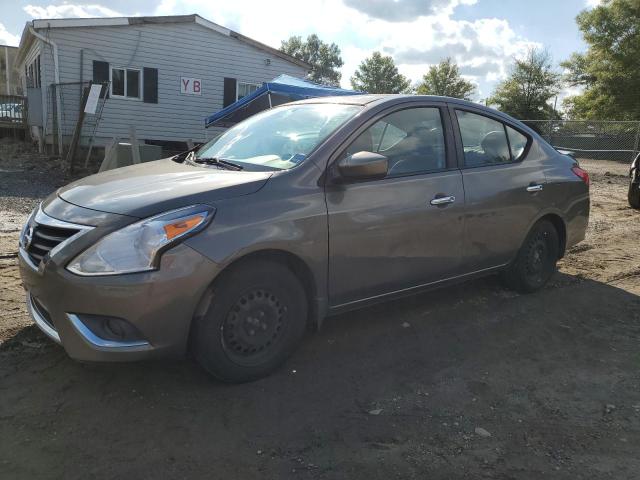 NISSAN VERSA S