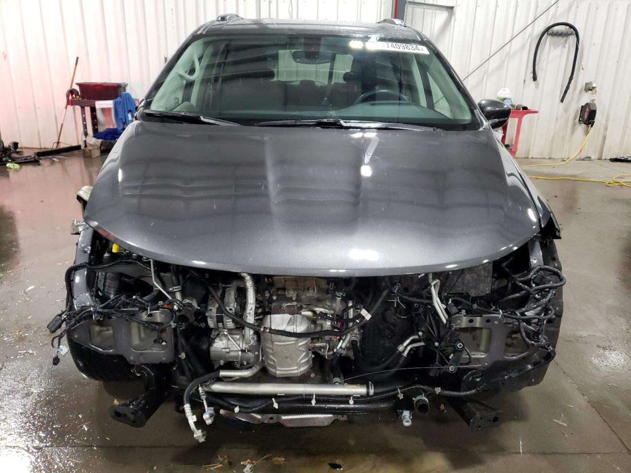 Lot #2926292408 2020 CHRYSLER PACIFICA T