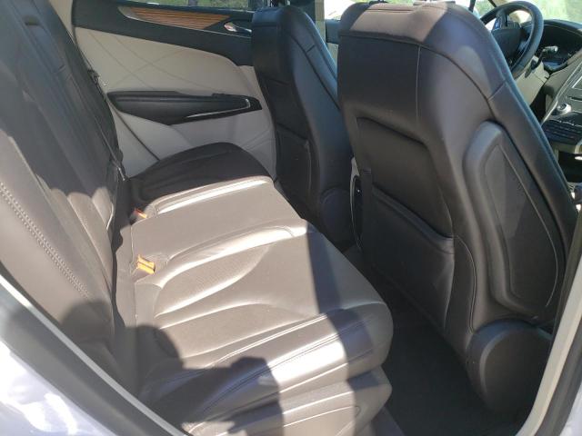 2016 LINCOLN MKC SELECT - 5LMTJ2DH2GUJ29987