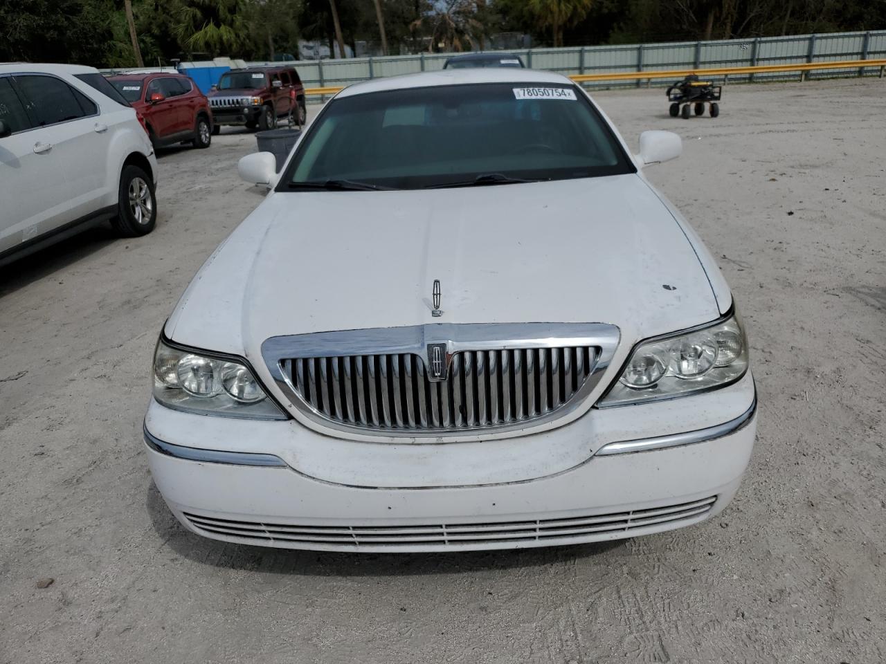 Lot #2939958019 2006 LINCOLN TOWN CAR S