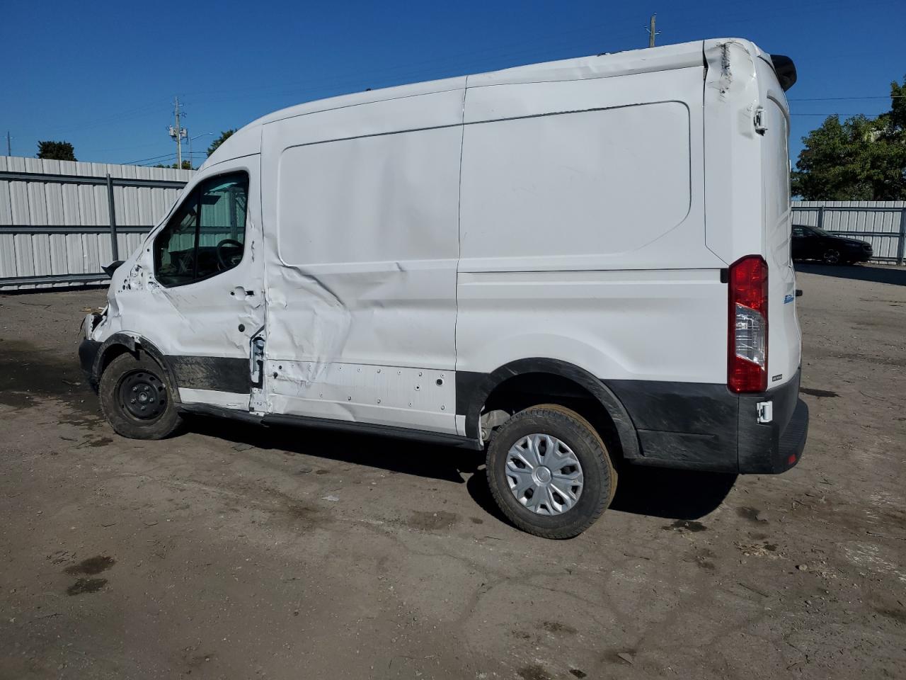 Lot #2874506407 2023 FORD TRANSIT T-