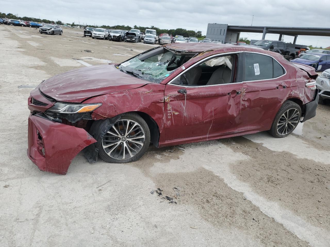 Lot #2921151475 2018 TOYOTA CAMRY L