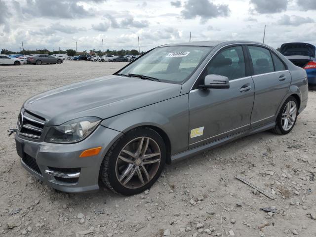 VIN WDDGF8AB9ER295670 2014 Mercedes-Benz C-Class, 3... no.1