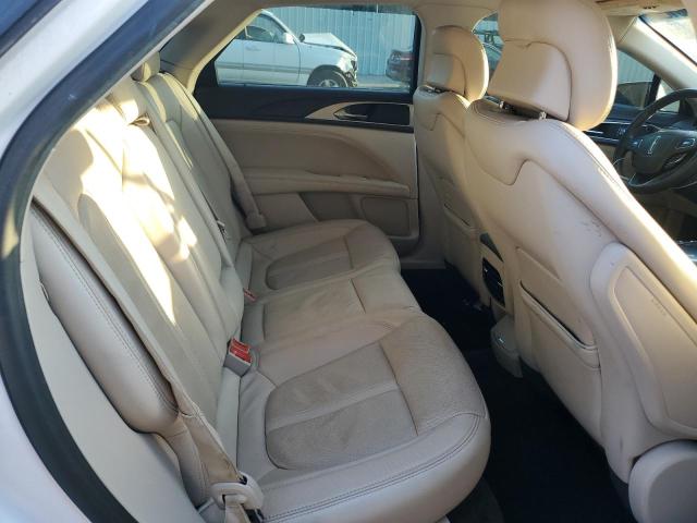 2017 LINCOLN MKZ RESERV - 3LN6L5E92HR666029
