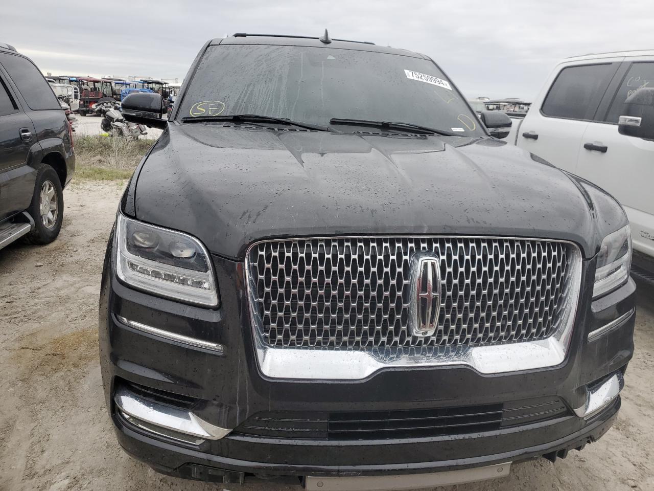 Lot #2974716445 2020 LINCOLN NAVIGATOR