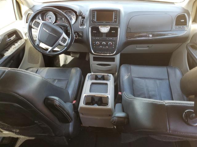 2015 CHRYSLER TOWN & COU - 2C4RC1AG8FR677182