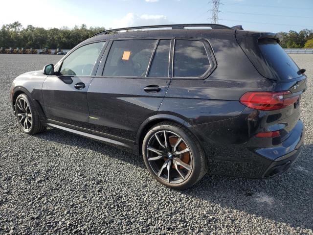 VIN 5UXCW2C02N9K75258 2022 BMW X7 no.2