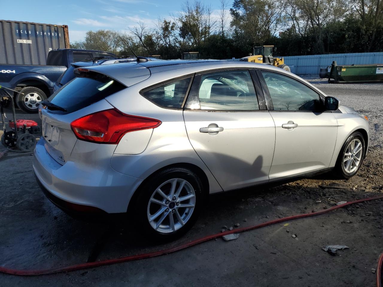 FORD FOCUS SE 2016 silver  gas 1FADP3K29GL217381 photo #4