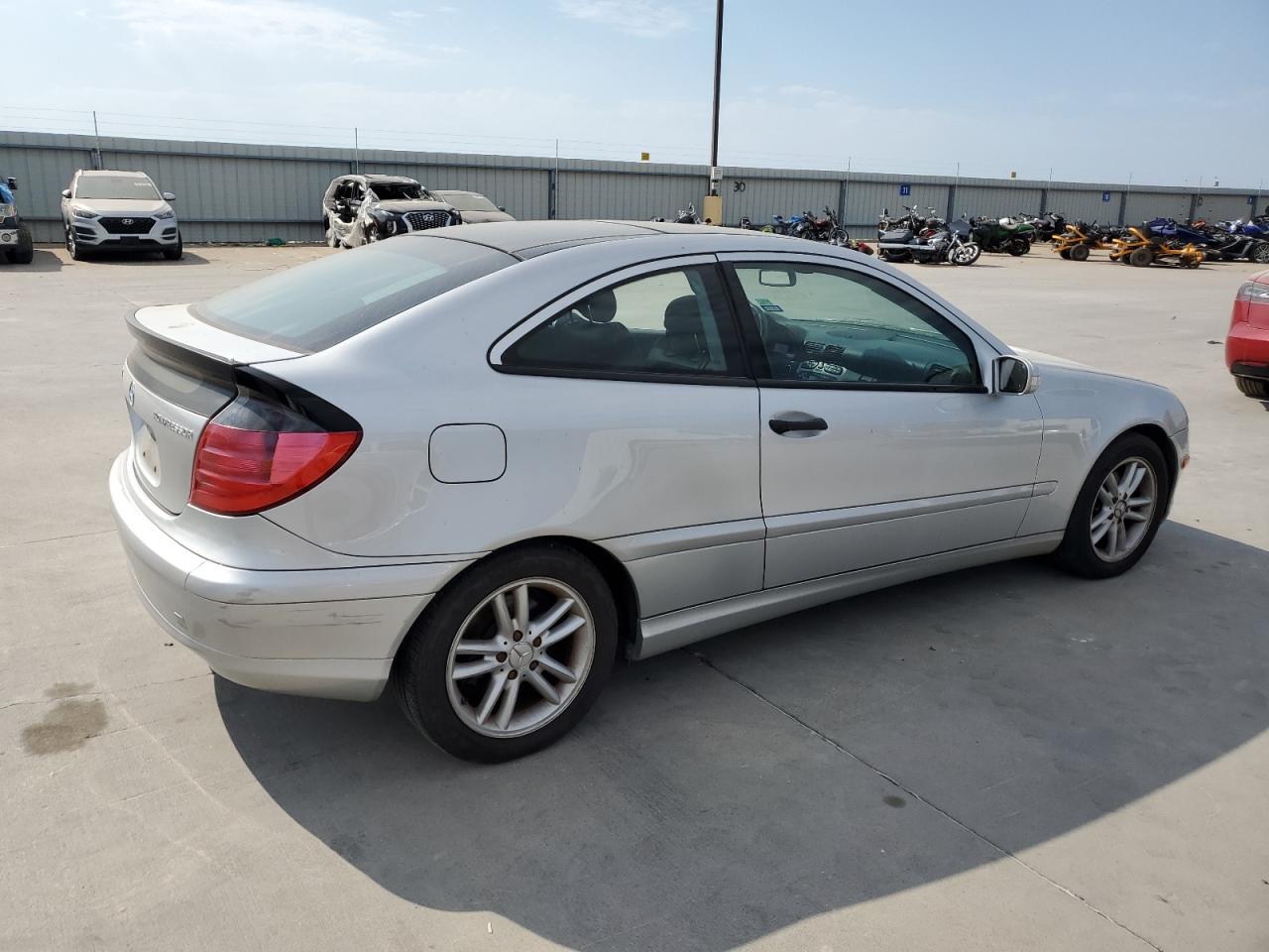 Lot #3028623912 2003 MERCEDES-BENZ C 230K SPO