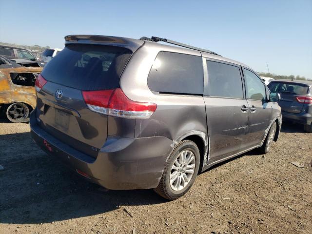 VIN 5TDYK3DC1ES460713 2014 Toyota Sienna, Xle no.3