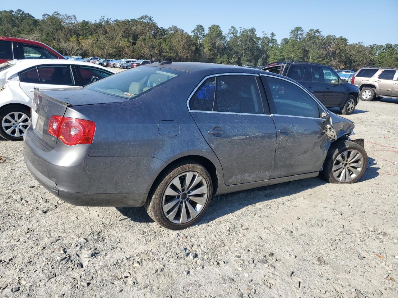 Lot #2923922937 2006 VOLKSWAGEN JETTA 2.5