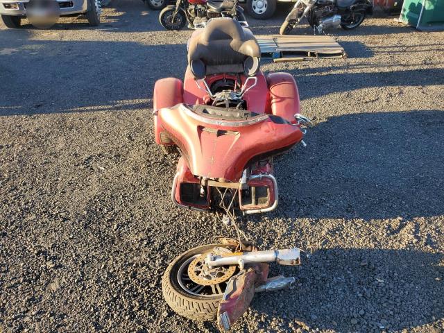 2018 HARLEY-DAVIDSON FLHTCUTG T 1HD1MAD12JB850413