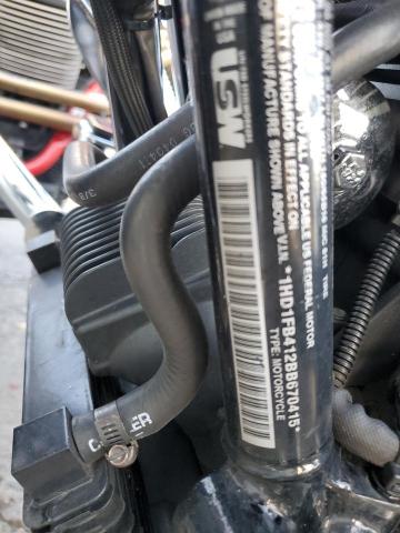 2011 HARLEY-DAVIDSON FLHR - 1HD1FB412BB670415