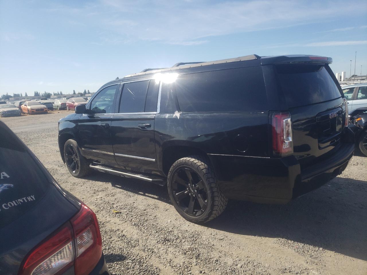 Lot #2923254546 2020 GMC YUKON XL C