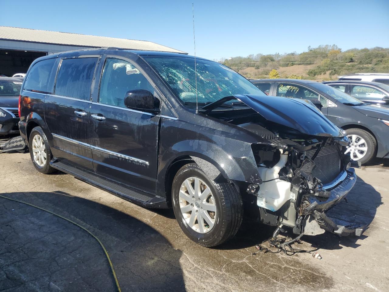 Lot #3031767999 2016 CHRYSLER TOWN & COU