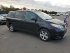 TOYOTA SIENNA снимка