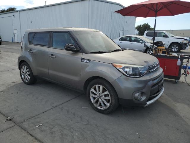 VIN KNDJP3A59J7595192 2018 KIA SOUL no.4