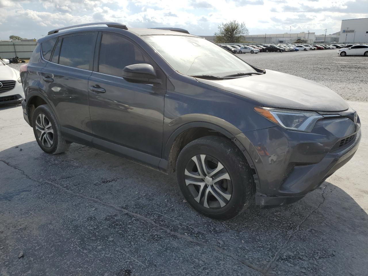 Lot #3022738296 2018 TOYOTA RAV4 LE