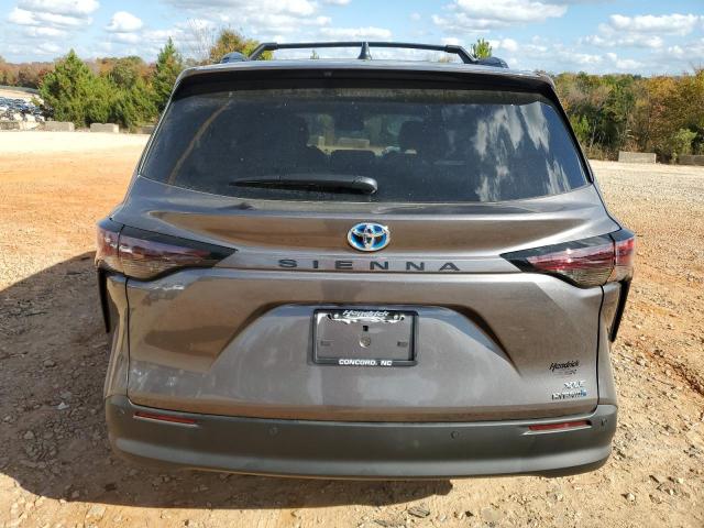 2024 TOYOTA SIENNA XLE - 5TDYRKEC3RS222081