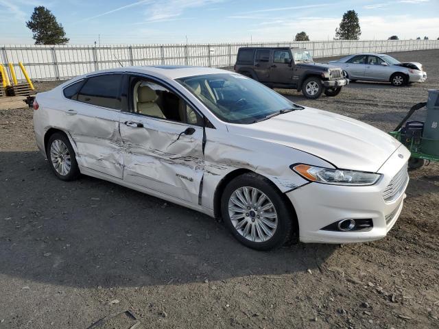 VIN 3FA6P0LU2FR113399 2015 Ford Fusion, Se Hybrid no.4