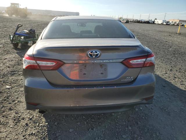 VIN 4T1B21HK3JU505020 2018 Toyota Camry, Hybrid no.6